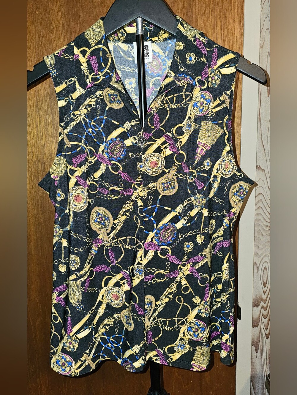 Anne Klein Black Sleeveless Chain-Print Tank with Gold Accents